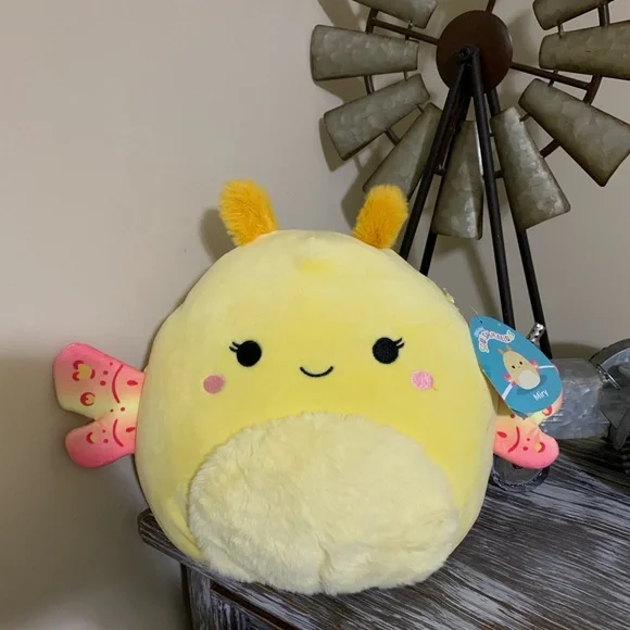 Your offer will be accepted! Brand New 💛🦋 Miry Squishmallow - Picture 8 of 8